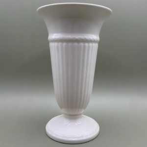 Wedgwood Edme vaas 17cm