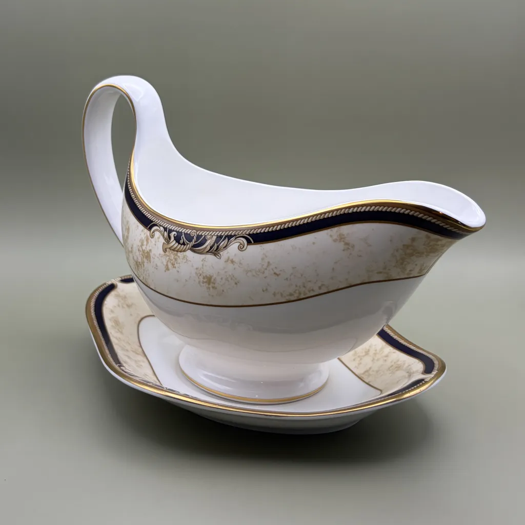 Wedgwood Cornucopia Sauskom met Schotel 5 Wedgwood Cornucopia Sauskom met Schotel - Afbeelding 5