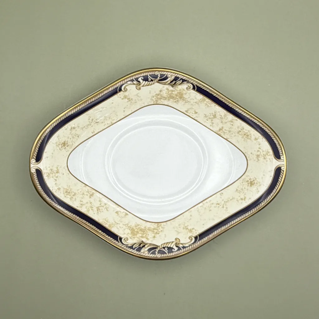 Wedgwood Cornucopia Sauskom met Schotel 7 Wedgwood Cornucopia Sauskom met Schotel - Afbeelding 7