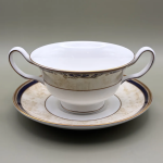 Wedgwood Cornucopia soepkom met schotel